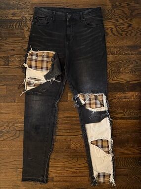Val Kristopher Black Skinny Men’s Jeans with Plaid Patch Detailing